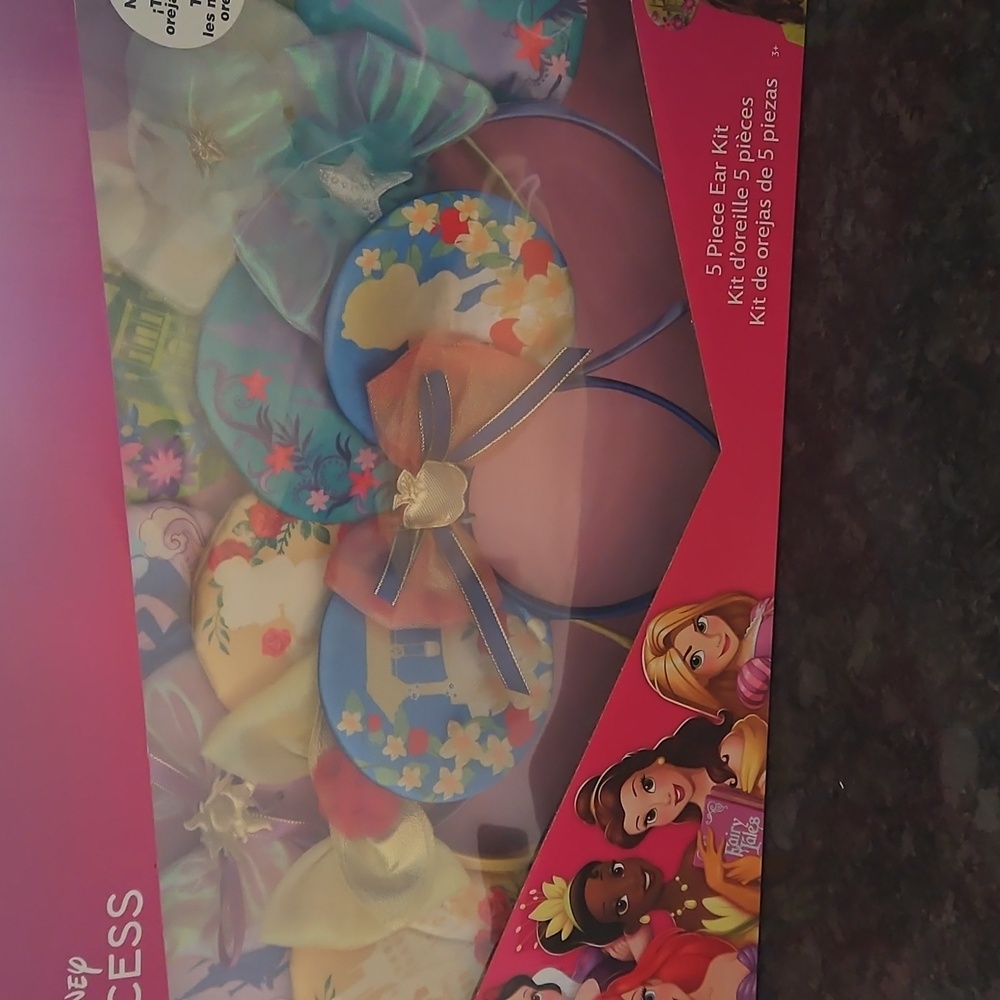Disney Princess 5 Piece Ear Kit - Magical Accessories for Kids